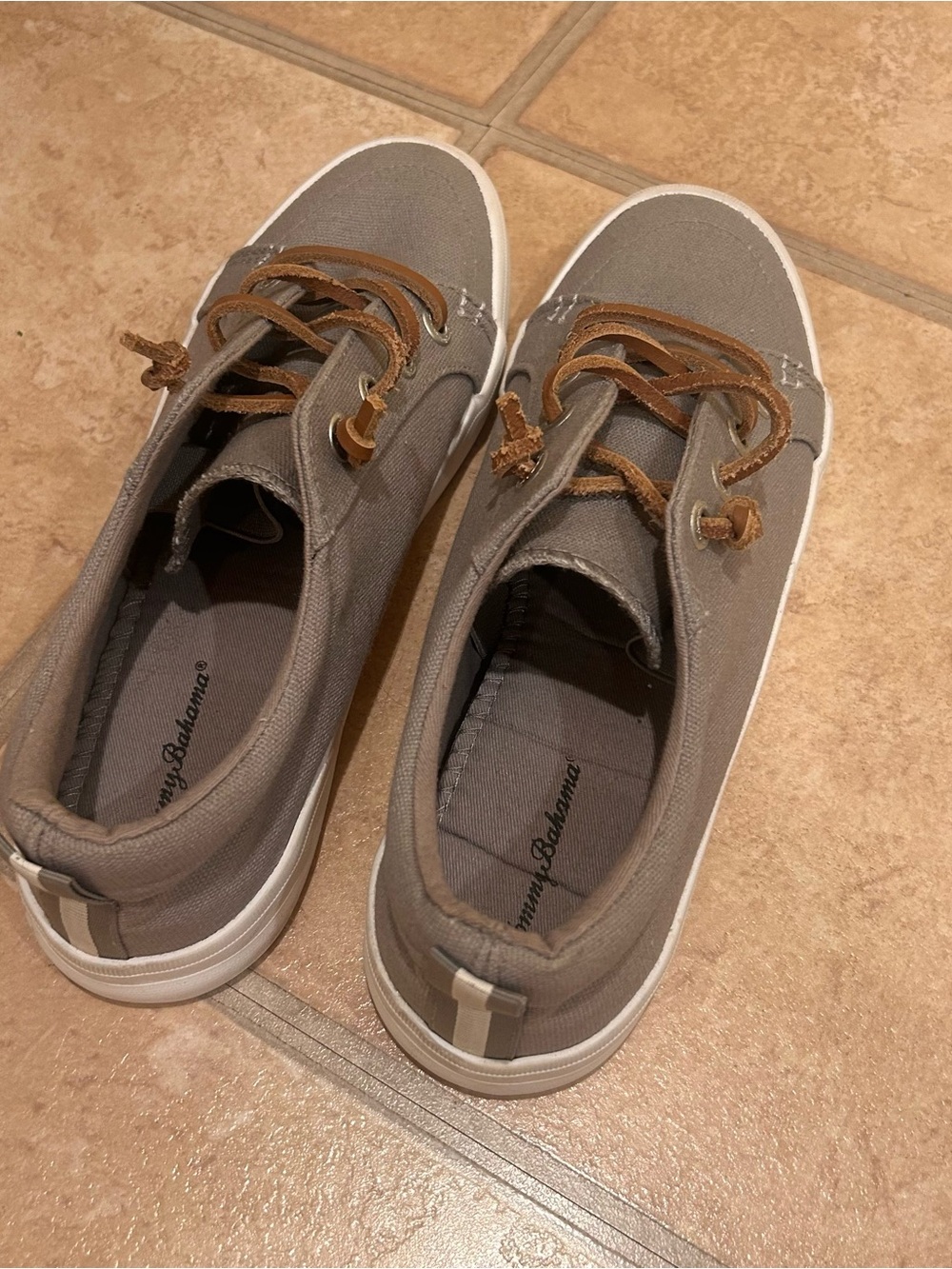 TOMMY BAHAMA Women’s Gray Canvas Sneakers with Tan Brown leather Laces - Picture 3 of 4